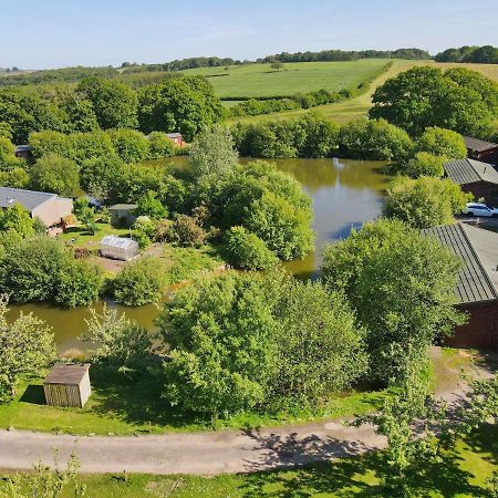 Braeburn Lodge Winkleigh Екстер'єр фото