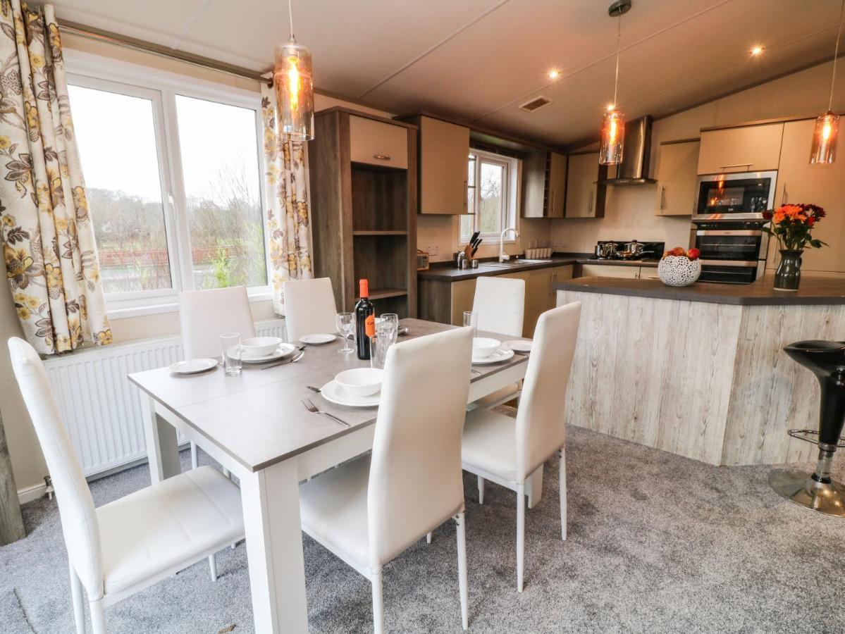 Braeburn Lodge Winkleigh Екстер'єр фото
